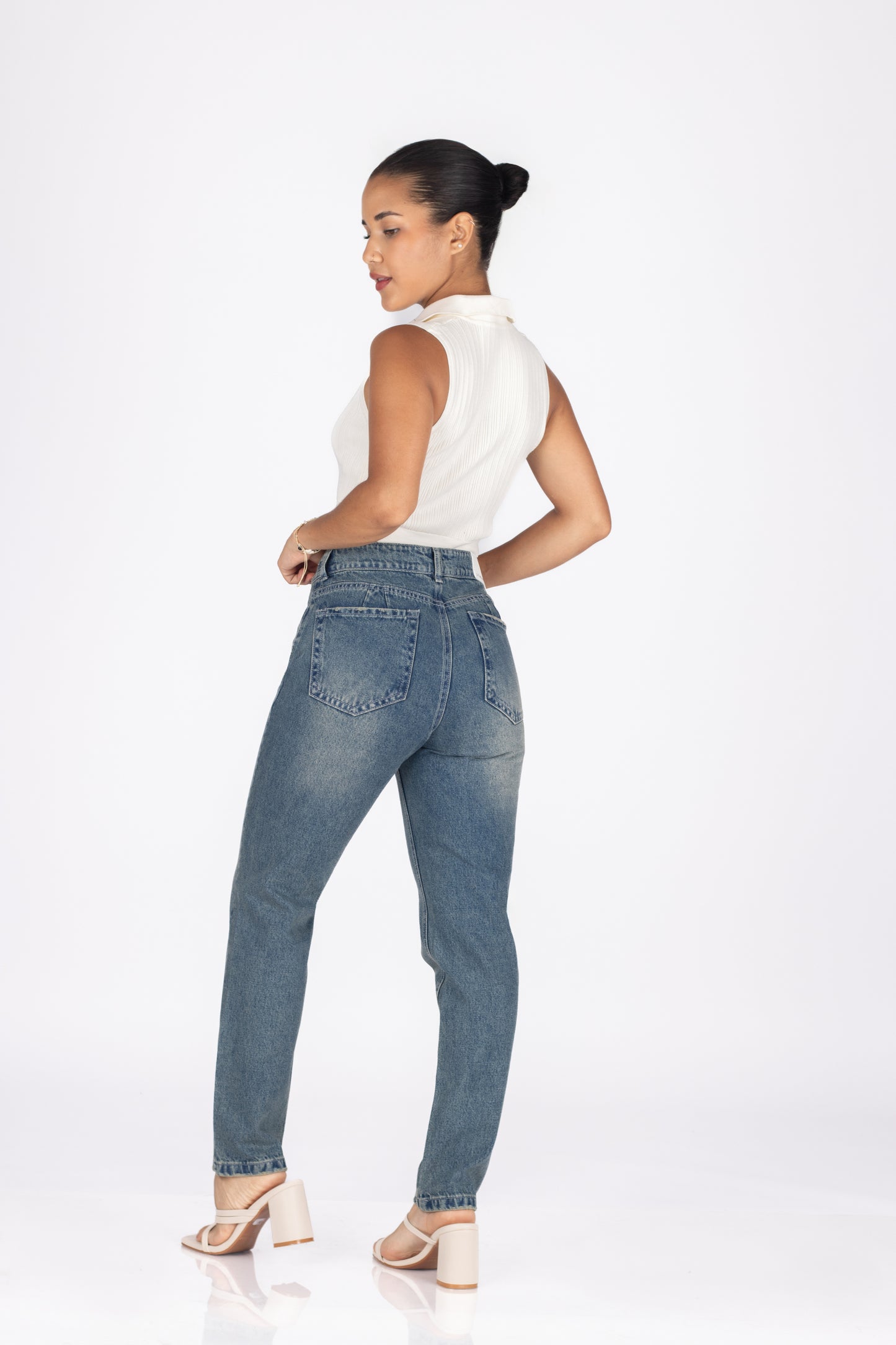 PANTALÓN MOM JEAN KAYLA